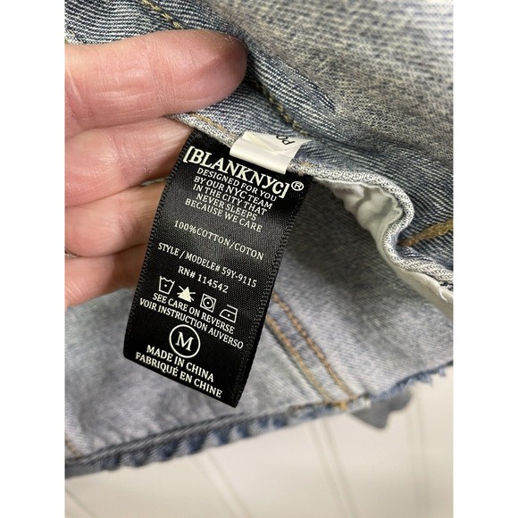 BlankNYC Women's Destructed Jean Jacket Size Medium Low Rider‎ - Picture 7 of 10
